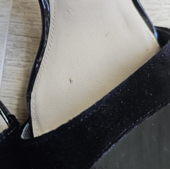 Via Spiga Vero Cuoio Leather Velvet Heel Sandals - Picture 12 of 16